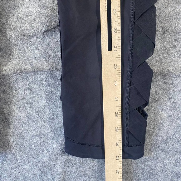 Lululemon Leggings 6 Black Pretty Prism Var City Crop High Rise Mesh - Picture 12 of 16